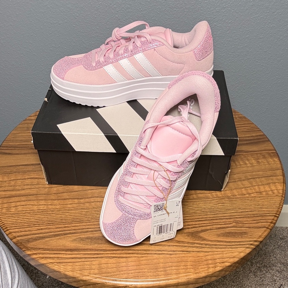 adidas Pink Platform Lace-Up Kid's Sneakers
VL Court Bold J